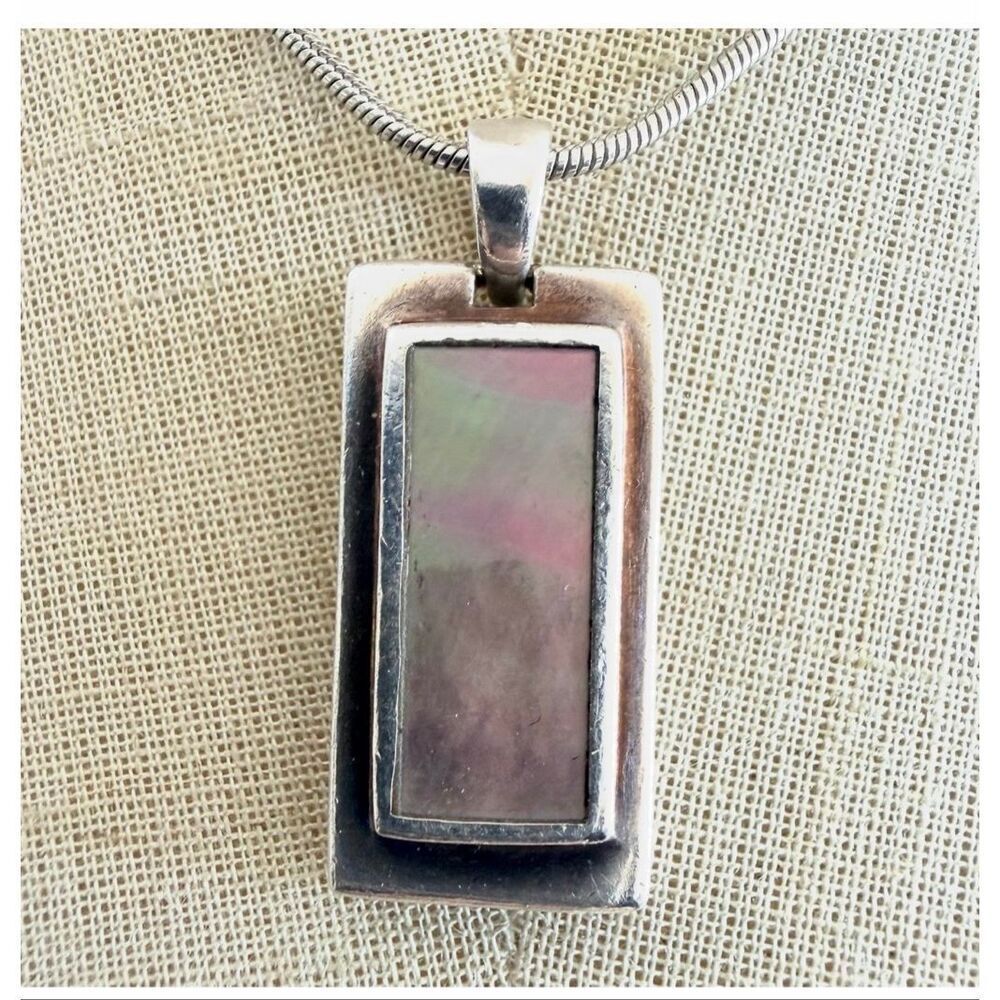 SU Italian Sterling Silver 925 Mother of Pearl Modernist Pendant Necklace